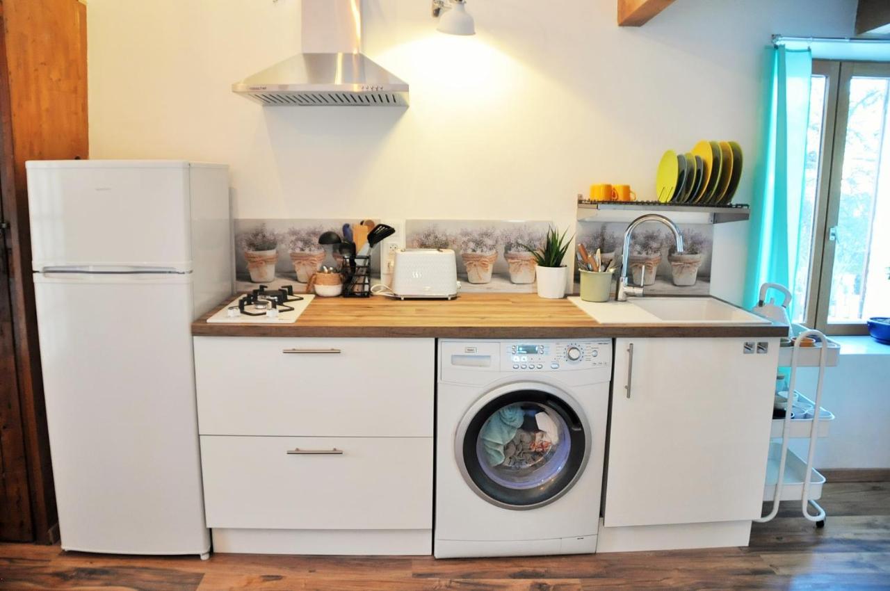 Appartement Cozy Mini House With Beautiful Views à Eygliers Extérieur photo